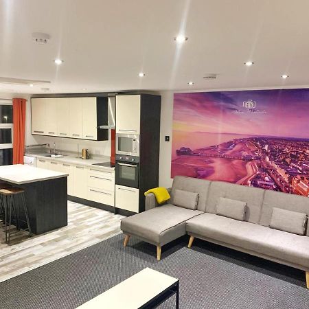 Blackpool Luxury Apartments ภายนอก รูปภาพ