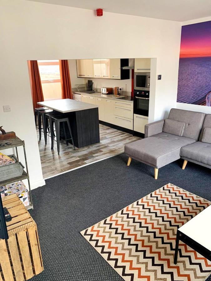 Blackpool Luxury Apartments ภายนอก รูปภาพ